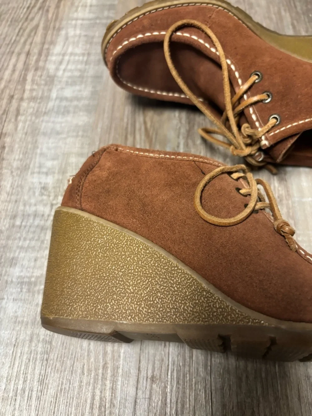 Sperry Brown Suede Lace-Up Wedge Chukka Oxfords Fall